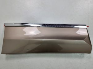 Vw Tiguan II listwa drzwi prawa LA1X 5NA854950M