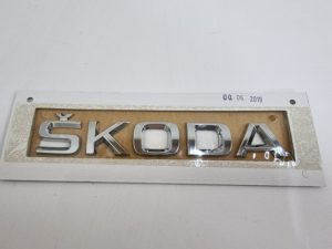 Skoda emblemat znaczek napis 5JA853687