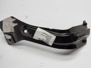 Vw Caddy Touran wspornik botnika lewy 1T0821135C
