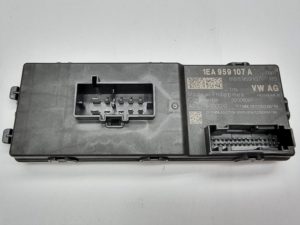 Vw Audi Seat Skoda sterownik klapy tył 1EA959107A