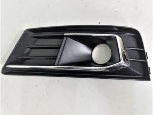 Audi A4 8W kratka zderzaka lewa 8W0807681S
