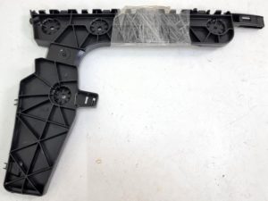 Audi A6 C8 ślizg zderzaka lewy tył 4K9807453