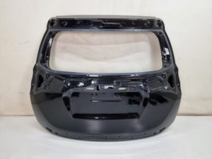 Toyota RAV4 IV lift 15-18 klapa tylna w kolor