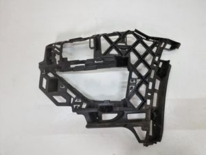 VW sportsvan wzmocnienie zderzaka lewe 510807723D