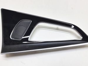 Audi A7 listwa dekor drzwi lewy piano 4G8867419AC