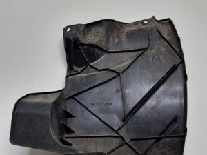 Toyota Yaris nadkole prawy tył 52591-0D550