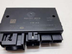 VW skoda moduł sterownik haka 5q0907383N
