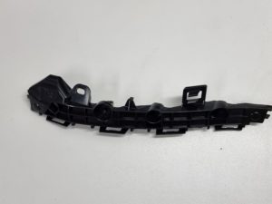 Toyota Yaris ślizg zderzaka prawy tył 52575-K0020