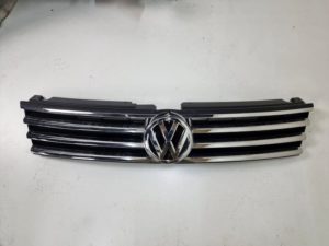 Vw Touareg atrapa grill 7P6853653D
