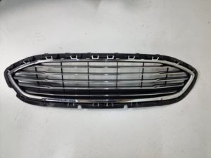 Ford Fiesta MK8 atrapa grill H1BB-8B271-B1