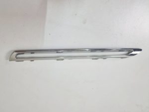 Mercedes GLE listwa chromowana grilla A1668881585