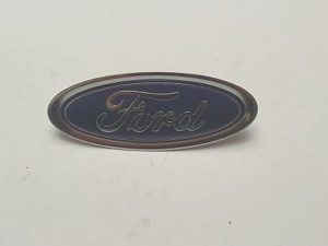 Ford emblemat znaczek C1BB-8B262-AA