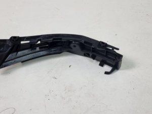 Toyota Aygo ślizg zderzaka tył lewy 52576-0H031