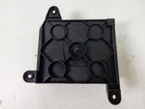 Audi Q3 uchwyt mocowanie sterownika 8U0907368