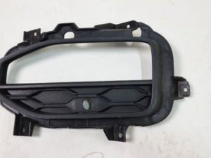 VW T-roc kratka zderzaka lewa 2GA853211H