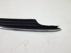 VW Golf VII kratka zderzaka prawa przód 5G0853666A