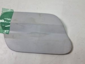 VW Touran klapka wlewu 5TA809909