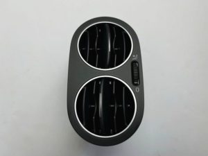 VW Golf plus kratka nawiewu lewa 5M0819703L