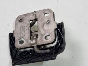 Vw Tiguan zamek maski 5NA823186C