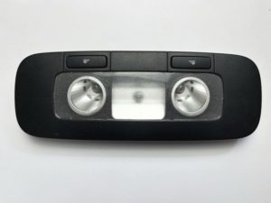 VW Passat B7 lampka podsufitki 3C0947291E