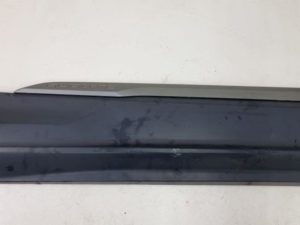 Audi Q7 listwa drzwi prawy tył 4M0583970