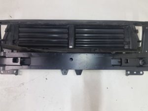 Passat B8 belka + żaluzja 3G0807611