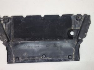 Audi A4 osłona silnika 8W0863821F