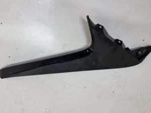 Toyota Rav4 spoiler klapy listwa 76087-42050