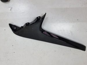 Toyota Rav4 spoiler klapy listwa 76088-42050