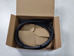 Golf 6 uszczelka lewa drzwi tył 5K6839699B