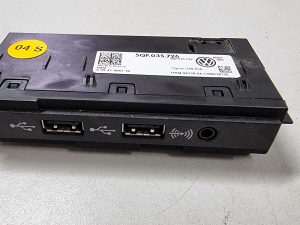 VW tiguan touran  port USB 5Qf035726