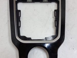 Vw T-Roc ramka mieszek biegów 2GA711456