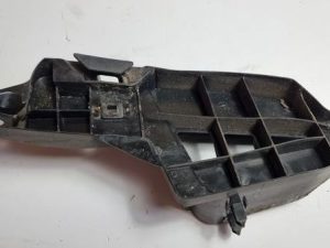 Lexus IS ślizg mocowanie zderzaka lewe 52156-53040