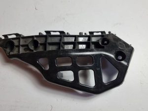 Toyota Auris ślizg zderzaka prawy 52535-02050