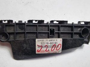 Toyota Land cruiser ślizg zderzaka lewy 52116-60181