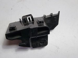 Toyota yaris mocowanie zderzaka lewe 52156-0D090