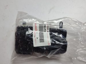 Toyota Verso mocowanie zderzaka prawe 52562-0F020