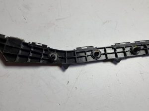 Toyota Avensis T27 ślizg zderzaka prawy 52575-05061