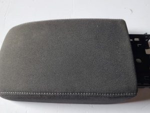 Tiguan II podłokietnik materiał