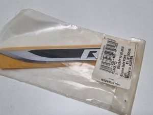 Golf 7 R-line listwa błotnika lewa 5G0853688AP