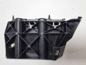 Seat Leon III ślizg zderzaka prawy 5F0807050