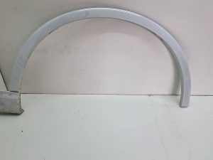 Audi Q7 S-line listwa błotnika prawa 4M0853718F