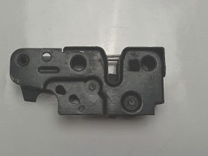 VW Seat zamek maski 1P0823509C
