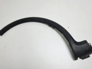 Suzuki SX4 nakładka błotnika lewa 77221-79J0