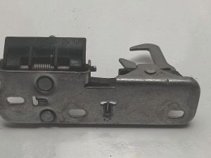 VW Golf V zamek rygiel maski 1K0823480