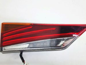 Lexus IS lampa klapy tył lewy 81590-53172
