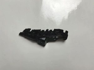 VW Passat prowadnica zderzaka prawy przód 3G0807050