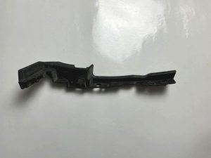 Audi A8 D5 ślizg zderzaka lewy przód 4N0807629B