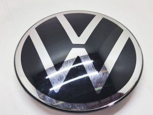 VW Golf 8 znaczek emblemat  pod radar 5H0853601H