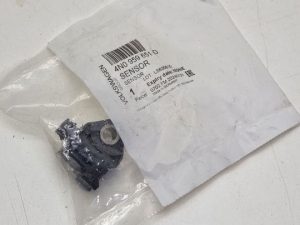 Audi czujnik uderzeniowy 4N0959651D